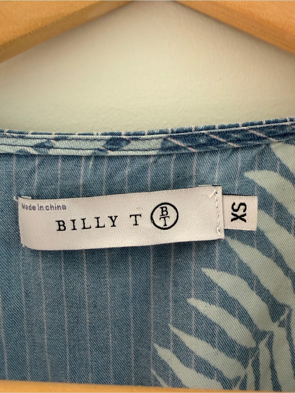Billy T Light Blue Leaf-Print Short Romper, XS - Picture 5 of 12